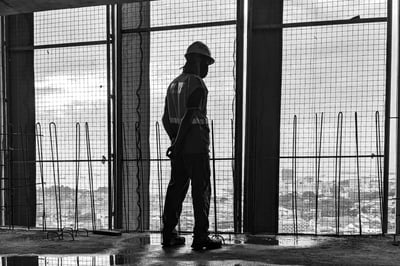 {Inglés}¿Cuáles son los indicadores de eficiencia, eficacia y efectividad en el negocio concretero?